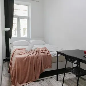  Апартаменты Magnificent 5br Shared - Perfect For Longstays