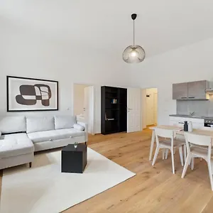 Center Designer Modern Διαμέρισμα