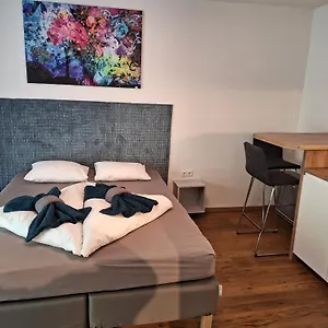  Apartmanhotel Flataid Gaestehaus Graschi - Steinbergstrasse Ausztria