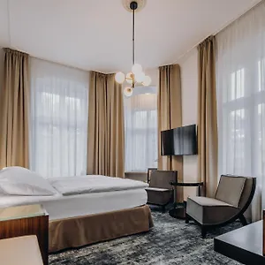 ea-hotel-esplanade.karlovyvary-hotels.com/