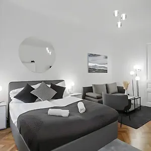 Apartment, Central, 2 Min To U1 Keplerplatz Appartement