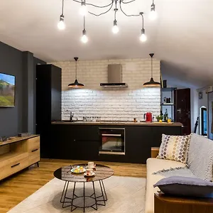 Squirrel Apartament Bucureşti