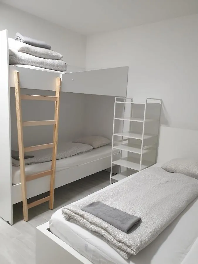 Betariel'Com Akh University Vienna Apartment