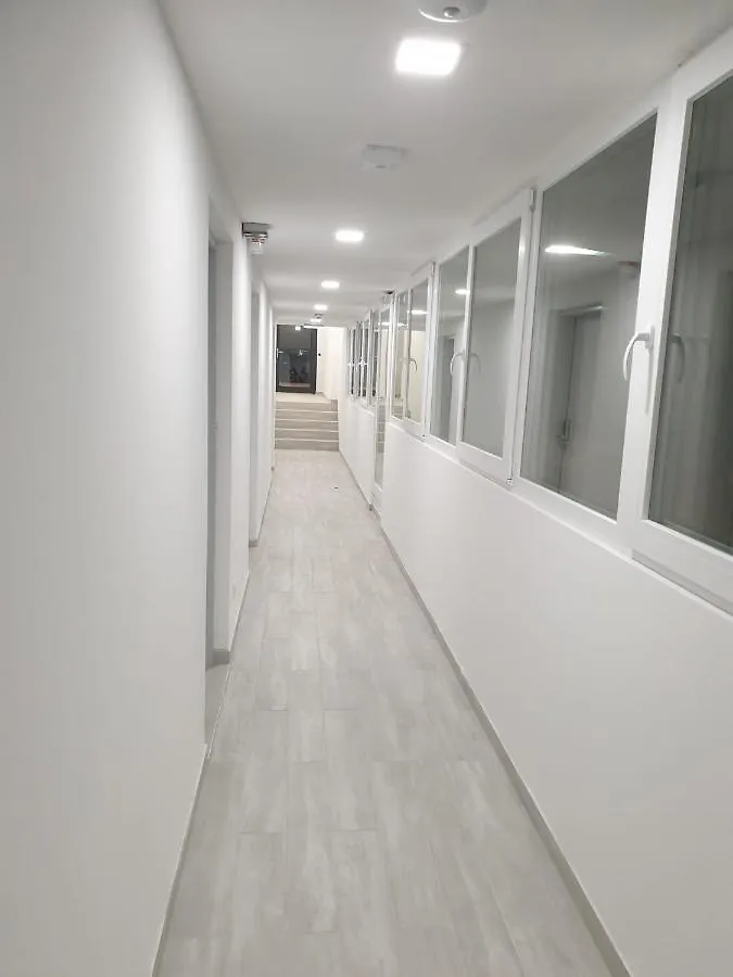 Betariel Apartments M12 Vienne 0*,