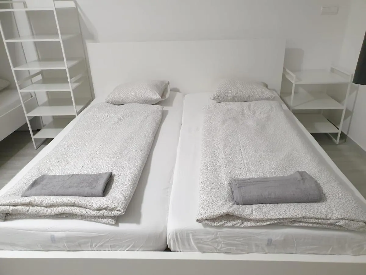 Betariel'Com Akh University Vienna Apartment