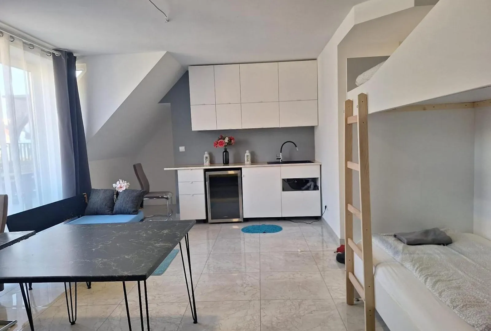Apartment Betariel'Com Akh University Vienna